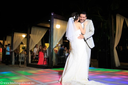 LiMe fotografia de Bodas en Puerto Vallarta Beach Wedding photographer Westin resort L y J_1410252107